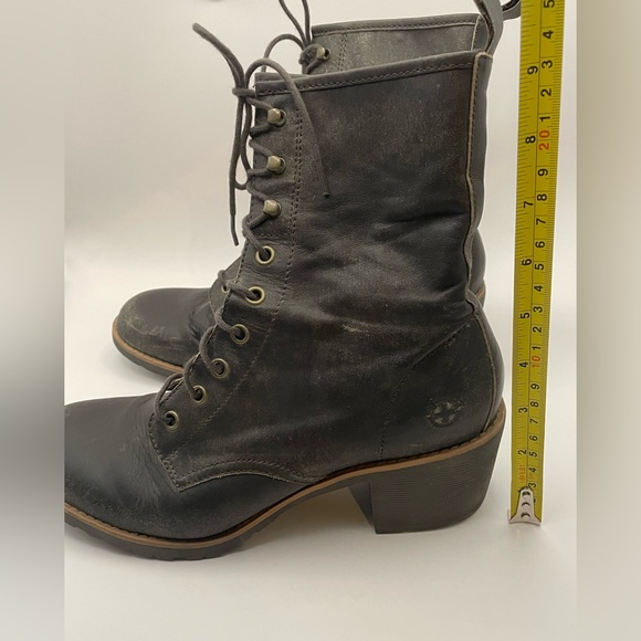 Dr. Martens Lucie Weathered Black Heel lace up leather boots Women’s Sz 9 EUC - Picture 3 of 11